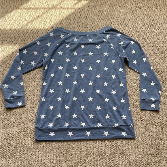 Blue Star Print Long Sleeve Top - Picture 7 of 7